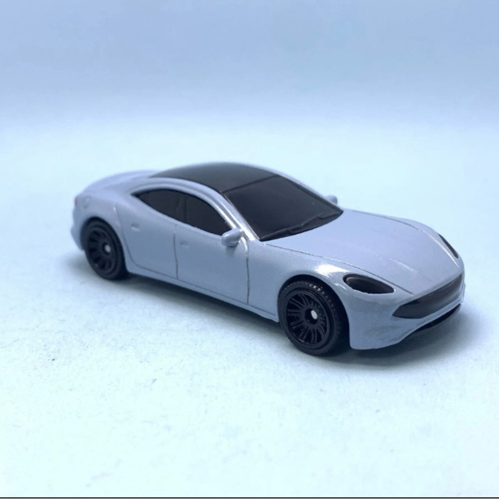 2025 Matchbox Mainline Basic M25B # KARMA REVERO , Loose